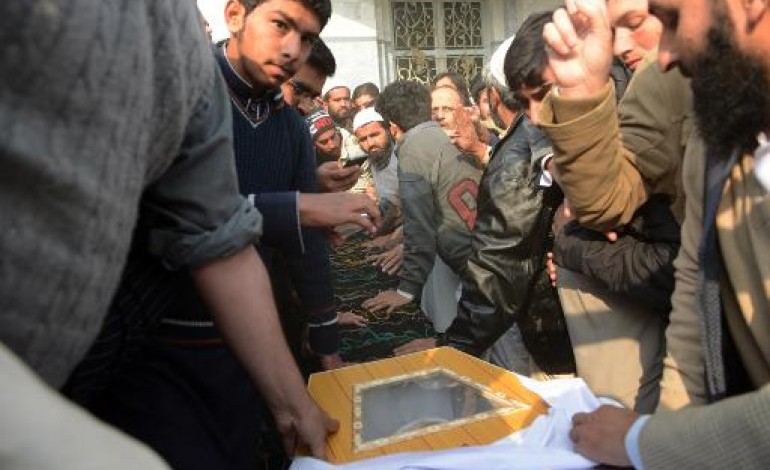 Islamabad (AFP). Le Pakistan lève son moratoire sur la peine de mort en cas de terrorisme 