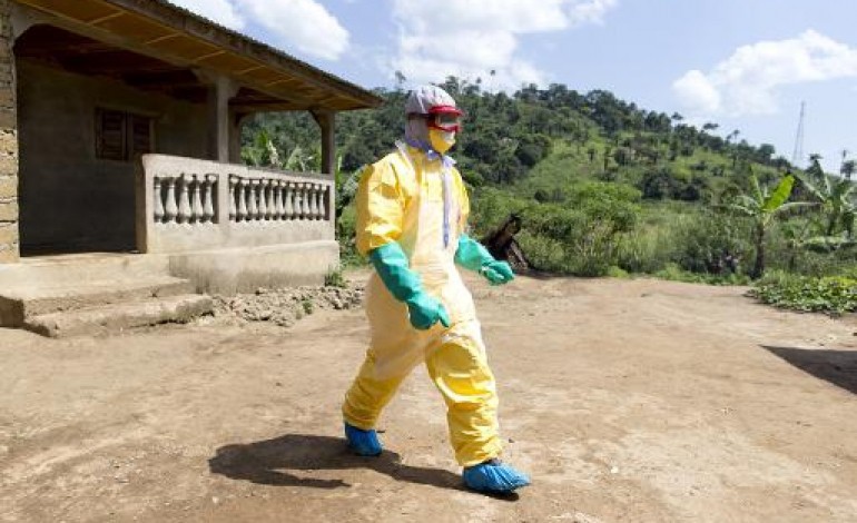 Saint-Denis de la Réunion (AFP). La Réunion: la pharmacienne de retour de Guinée ne souffre pas d'Ebola