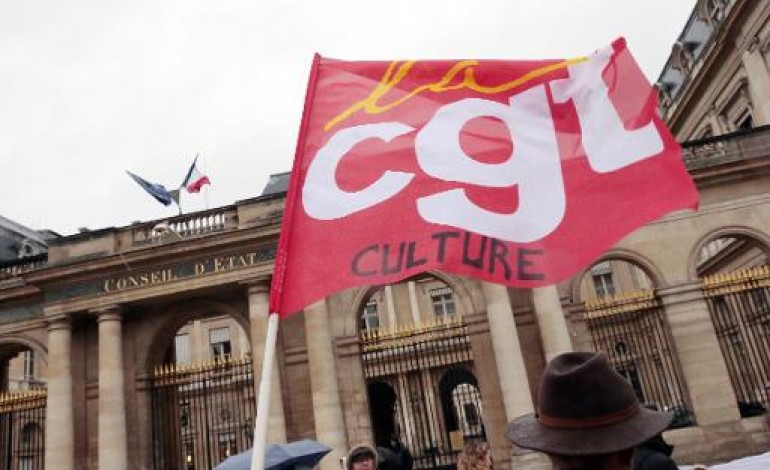 Paris (AFP). Alerte sur la culture, menacée par les coupes budgétaires en région