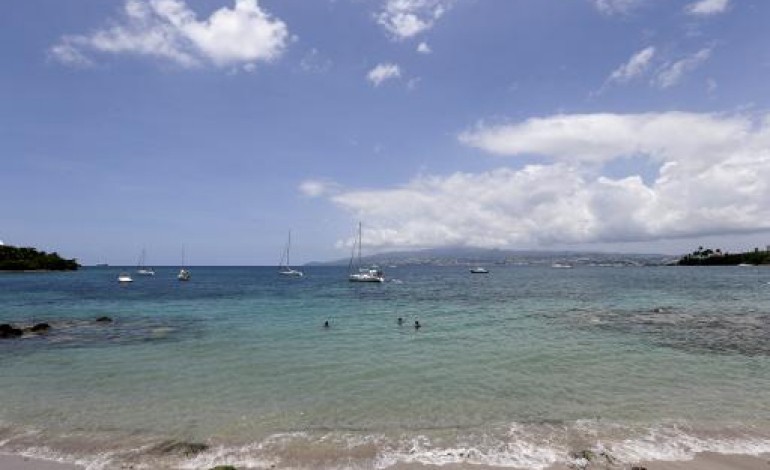 Pointe-à-Pitre (AFP). Avion disparu entre Guadeloupe et Martinique: un corps et des débris retrouvés en mer
