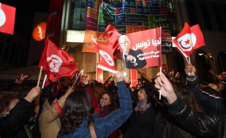 Tunis (AFP). Tunisie: le camp Essebsi crie victoire dans l'attente des résultats