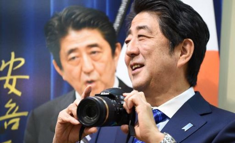 Tokyo (AFP). Japon: Shinzo Abe réélu Premier ministre par une majorité écrasante de députés  