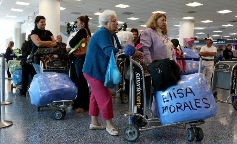 Miami (AFP). Retourner au pays, les réfugiés cubains sont partagés