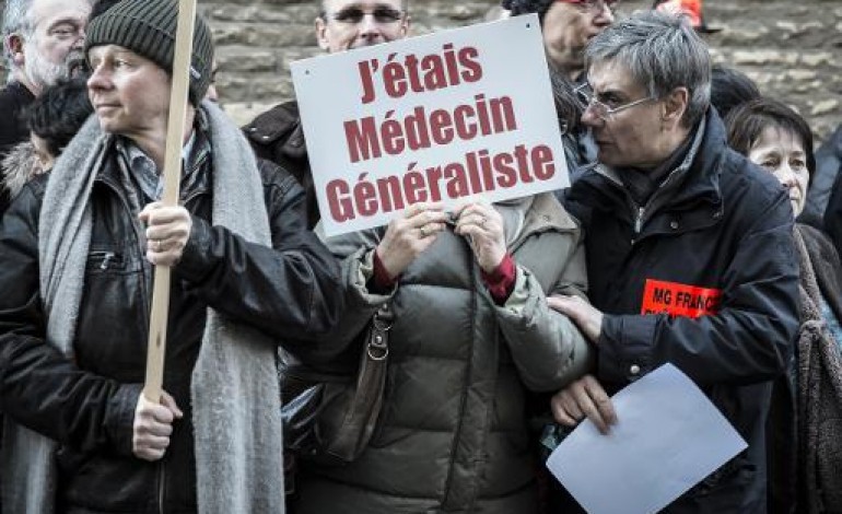 Paris (AFP). La grève des médecins se poursuit, la mobilisation n'a pas faibli 
