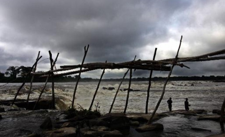 Kinshasa (AFP). RDC: au moins trente morts dans un naufrage dans le Nord-Est