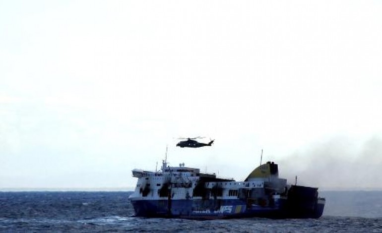 Rome (AFP). L'incendie du ferry Norman Atlantic a fait huit morts et 427 rescapés