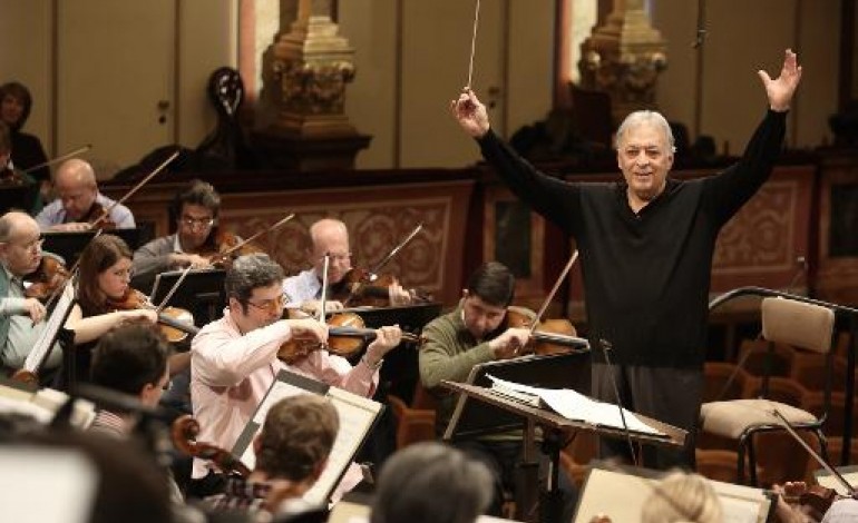 Vienne (AFP). Concert du Nouvel an à Vienne: le chef d'orchestre Zubin Mehta entre dans la légende