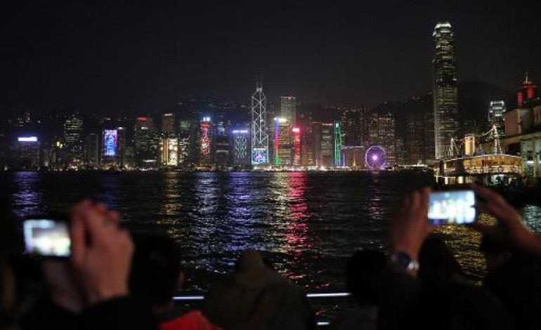Hong Kong (AFP). L'Asie entre dans 2015, inaugurant les festivités planétaires