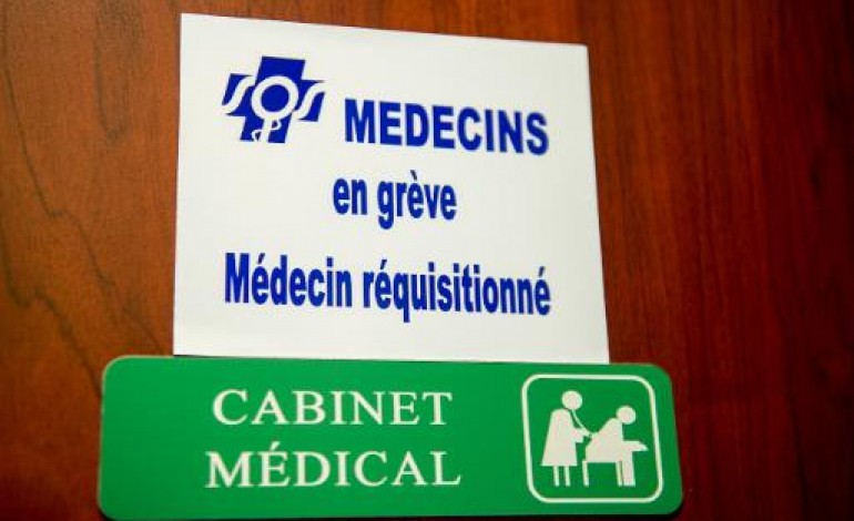 Paris (AFP). Médecins libéraux: 58% des Français soutiennent la grève 