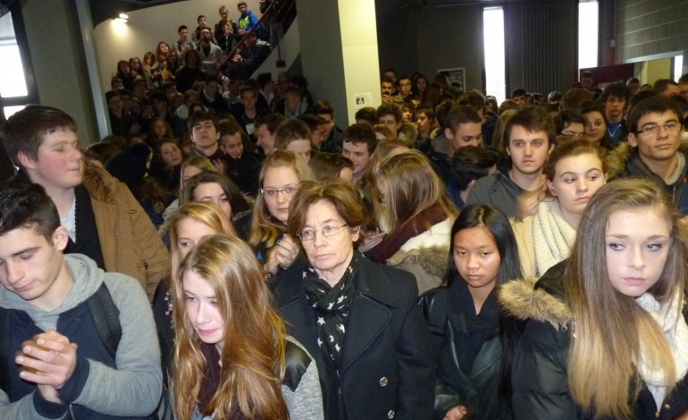 Marche des lycéens pour Charlie : la ville de Bayeux dit "non" !