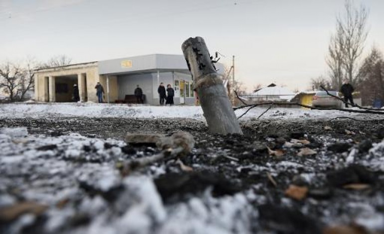 Donetsk (Ukraine) (AFP). Ukraine: dix civils tués dans un bus touché par des roquettes