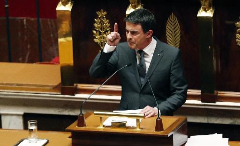 Paris (AFP). Valls dévoile des mesures exceptionnelles censées respecter l'Etat de droit