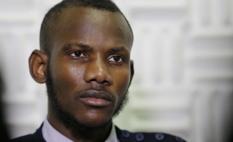 Paris (AFP). Lassana Bathily, héros de la prise d'otage à l'Hyper Cacher, naturalisé français