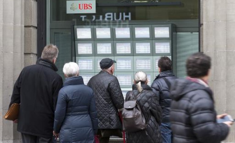 Genève (AFP). Bourse suisse: chute de plus de 3% à l'ouverture, après l'envolée du franc suisse