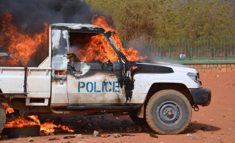 Niamey (AFP). Niger: violente manifestation anti-Charlie Hebdo à Niamey 