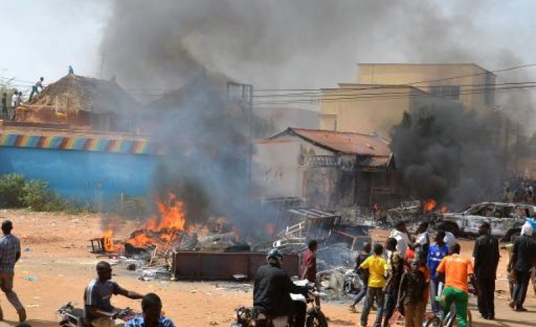 Niamey (AFP). Niger: au moins sept églises incendiées lors de manifestations anti-Charlie