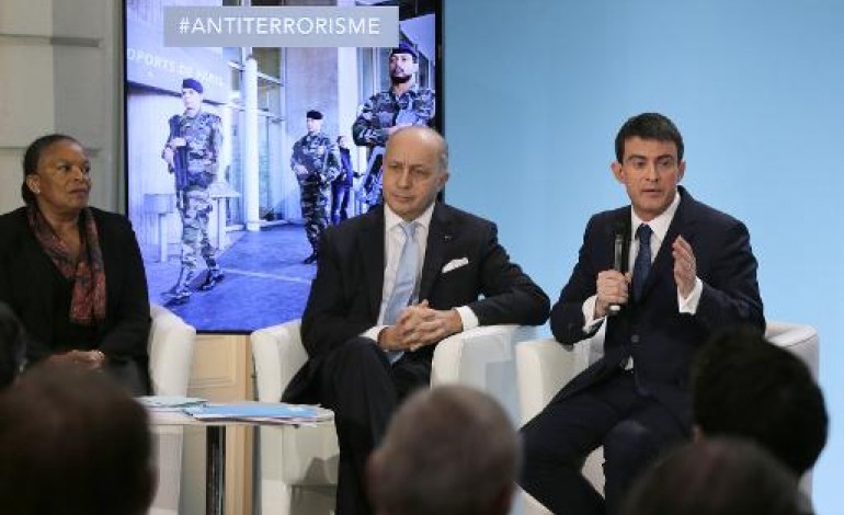Paris (AFP). Lutte contre le terrorisme: Valls annonce la création de 2.680 emplois supplémentaires 
