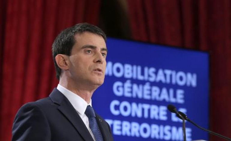 Paris (AFP). Valls annonce plus de 2.600 emplois de plus pour lutter contre le terrorisme