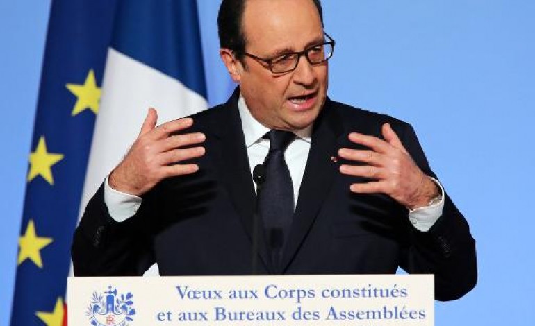 Paris (AFP). Hollande: la Défense supprimera 7.500 postes de moins que prévu sur 2015-2019