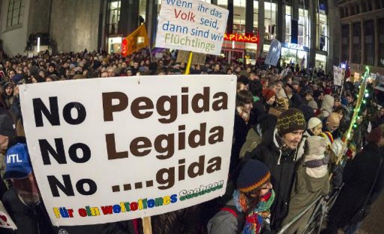 Berlin (AFP). Allemagne: démission du leader du mouvement contre l'islamisation Pegida