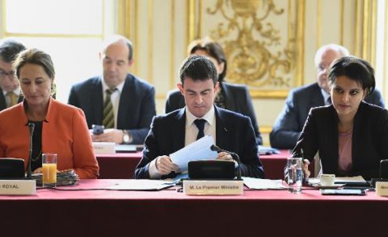 Paris (AFP). Valls annonce une politique du peuplement contre la ghettoïsation 