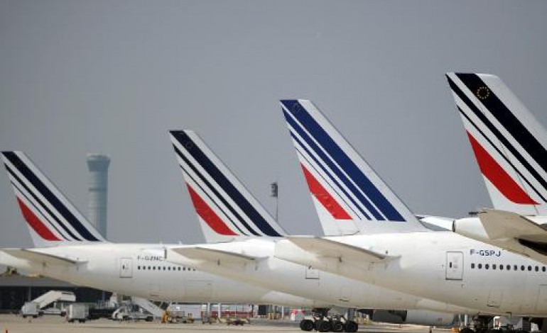 Paris (AFP). Nouvelle réduction d'effectifs à Air France: 800 postes dans le viseur