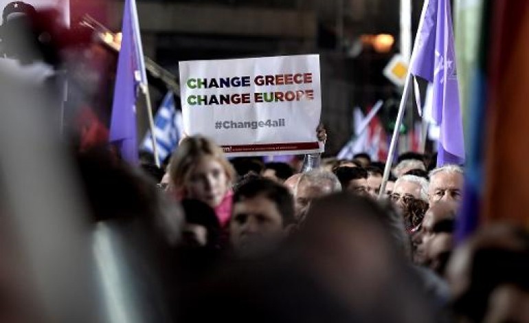 Athènes (AFP). Tsipras veut la majorité absolue pour renégocier la dette grecque
