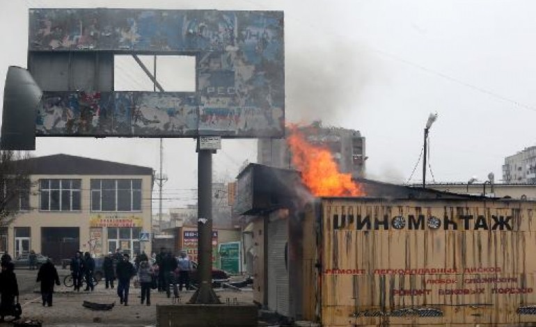 Marioupol (Ukraine) (AFP). Ukraine: 30 morts à Marioupol où les séparatistes lancent l'offensive