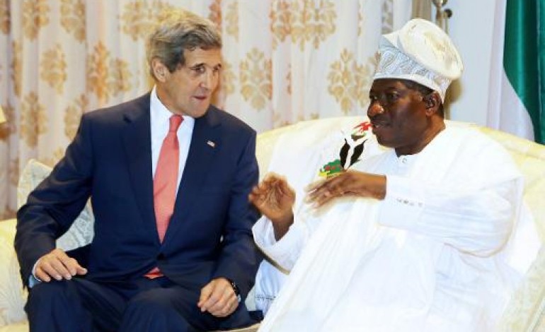 Maiduguri (Nigeria) (AFP). Nigeria: Boko Haram prend une ville du nord-est, Kerry promet un soutien accru