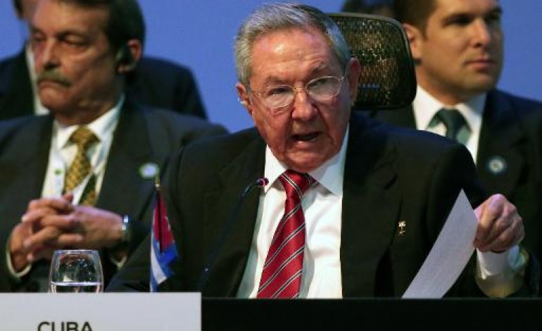 Belen (Costa Rica) (AFP). Raul Castro exige la fin de l'embargo américain pour normaliser les relations