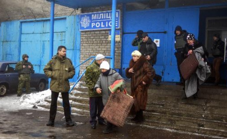 Kiev (AFP). Ukraine: 15 soldats tués dans l'Est, l'OSCE espère un accord de cessez-le-feu