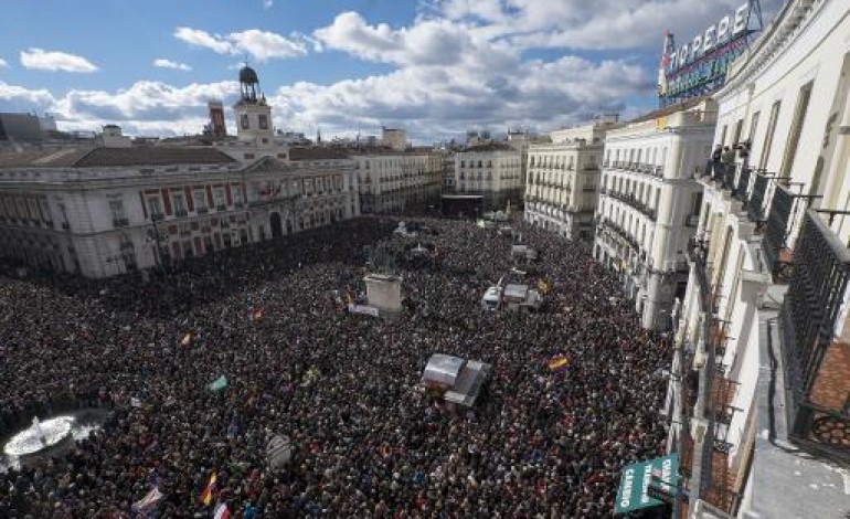 Madrid (AFP). Espagne: des dizaines de milliers de partisans de Podemos dans la rue à Madrid