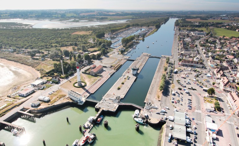 Une année 2015 d'investissements pour Ports Normands Associés