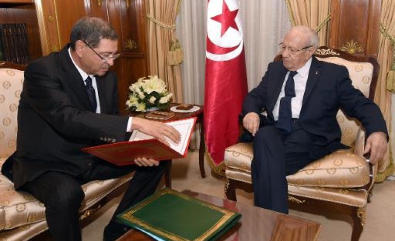 Tunis (AFP). Tunisie: un gouvernement de coalition formé avec des islamistes