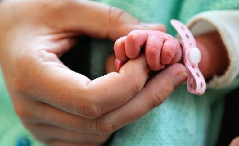 Londres (AFP). Le vote sur les bébés à trois parents divise le Royaume-Uni