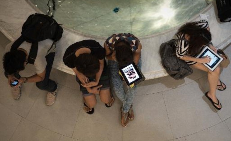 Paris (AFP). Génération Z, deux milliards de jeunes en symbiose avec le monde digital