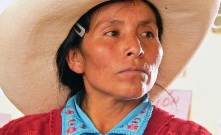 Cajamarca (Pérou) (AFP). Pérou: Maxima, la paysanne andine qui résiste à un géant minier