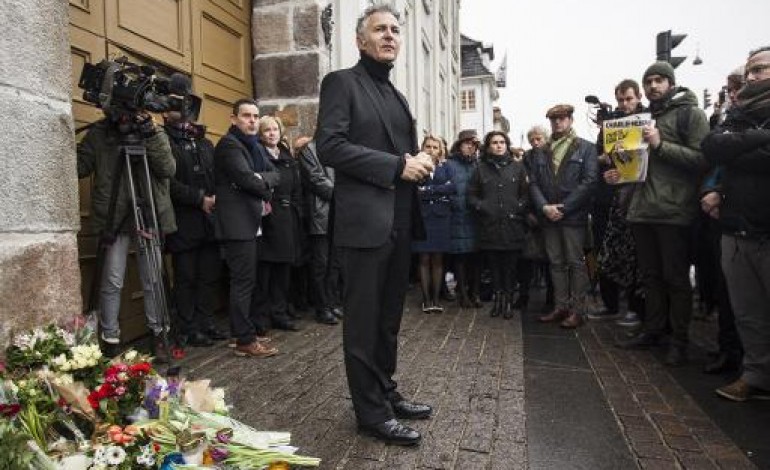 Copenhague (AFP). Copenhague: tirs de l'extérieur lors d'un débat sur l'islamisme avec l'ambassadeur de France