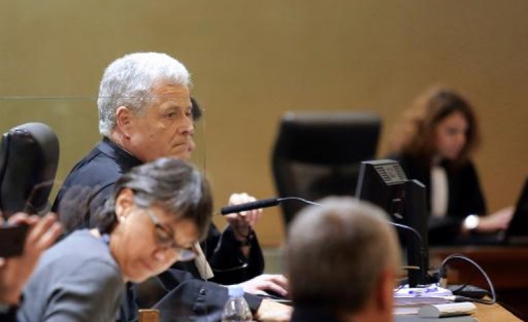 Bordeaux (AFP). Procès Bettencourt: le procureur prononce ses réquisitions 