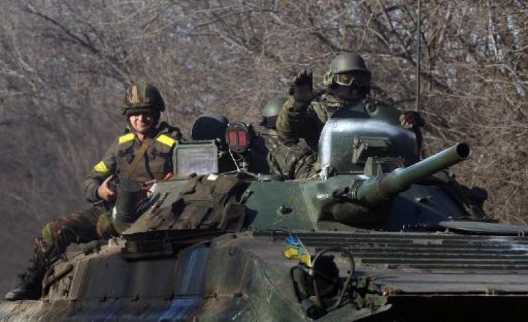 Kiev (AFP). La tension se renforce près de Marioupol, malgré une accalmie dans l'est de l'Ukraine