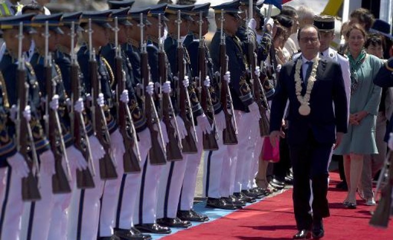 Manille (AFP). Hollande entame aux Philippines une visite dominée par le climat 