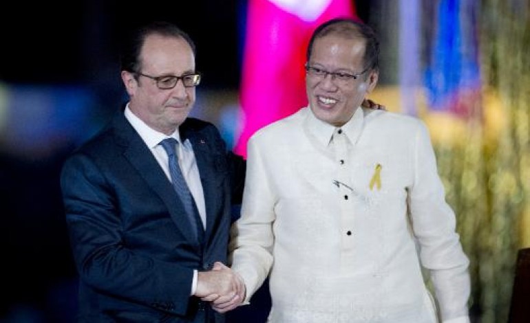 Manille (AFP). Climat: Hollande et Aquino lancent l'Appel de Manille pour le succès de la conférence de Paris