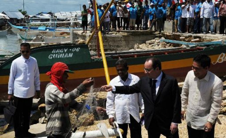 Manille (AFP). Climat: Hollande sur l'île philippine de Guiuan, ravagée par le typhon Haiyan 