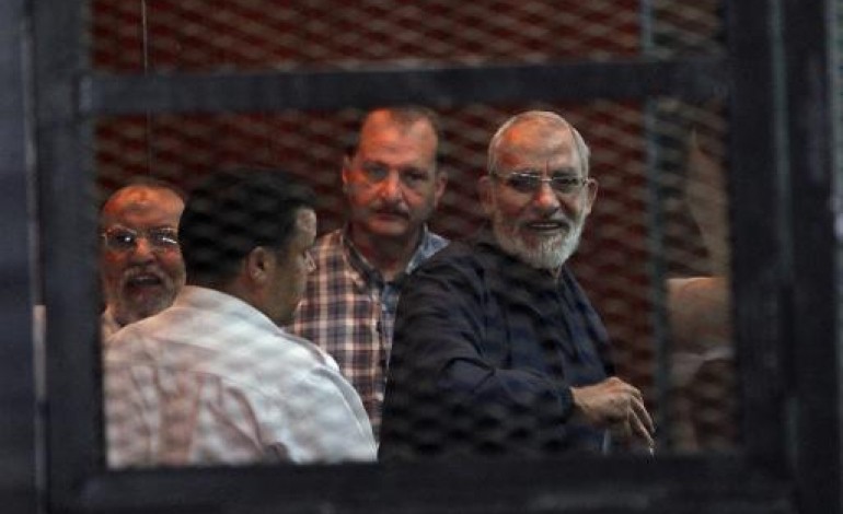 Le Caire (AFP). Egypte: prison à vie pour le chef des Frères musulmans
