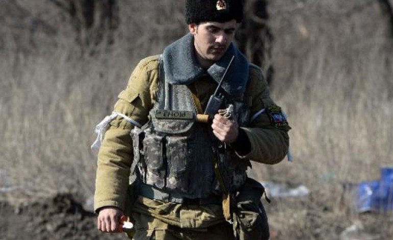 Debaltseve (Ukraine) (AFP). Ukraine: les démineurs rebelles désamorcent les pièges à Debaltseve