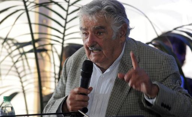 Montevideo (AFP). Uruguay: José Mujica repasse la main à son prédécesseur, Tabare Vazquez