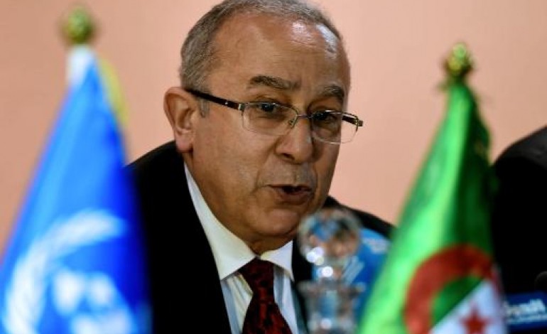 Alger (AFP). Un acccord de paix au Mali signé avec une partie des groupes armés