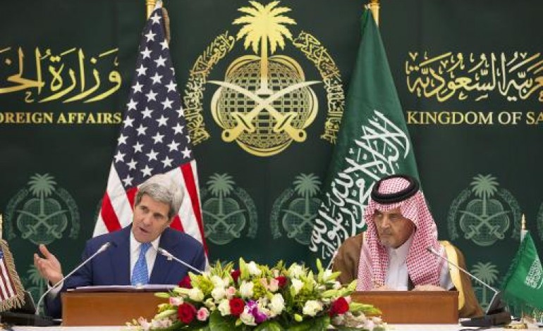 Ryad (AFP). Kerry aux alliés du Golfe: Nous ne lâchons pas des yeux l'Iran