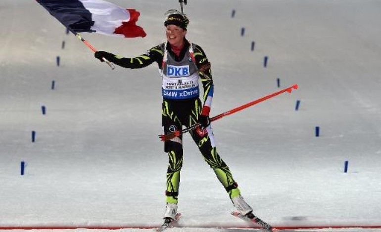 Kontiolahti (Finlande) (AFP). Biathlon: Marie Dorin-Habert championne du monde de poursuite