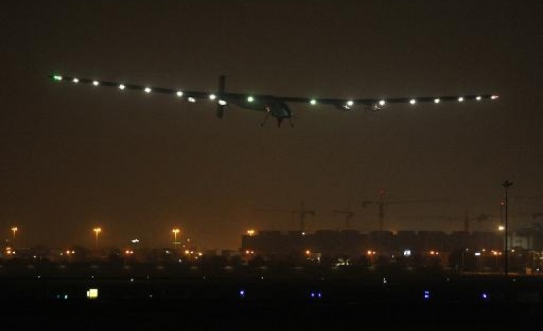 Mascate (AFP). L'avion solaire s'envole pour Ahmedabad, 2e étape de son tour du monde